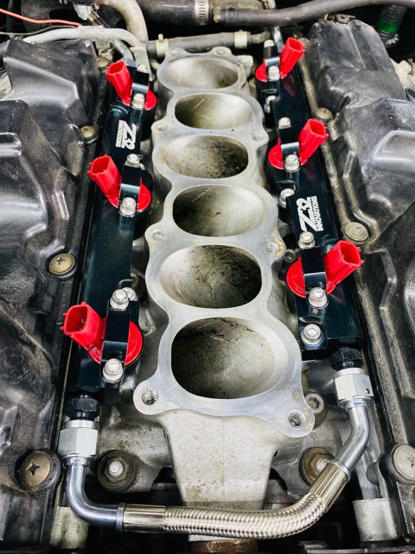 AMS 300ZX Z32 INNOVATIONS FUEL RAIL (EARLY STYLE PLENUM)